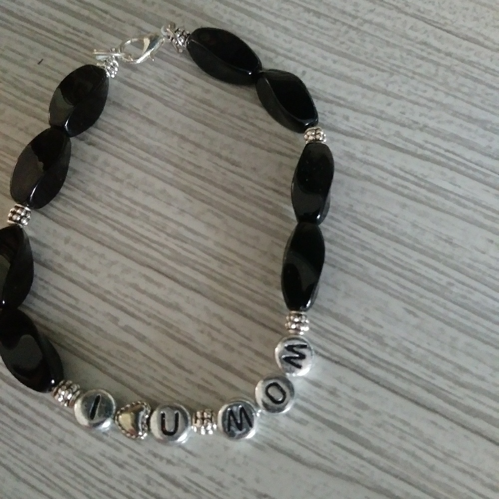 Mom bracelet
